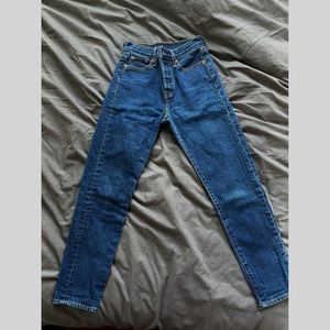 Levi's Wedgie Fit Jeans Size 25